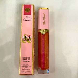 Two Faced Rich & Dazzling “Crazy Rich” Lip Gloss